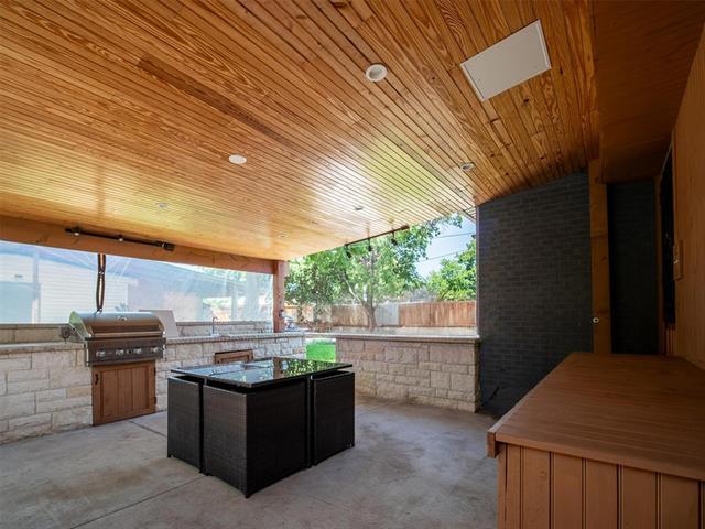 Building Photo - 2319 Klondike Dr