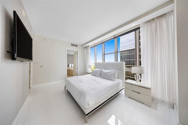 Building Photo - 9701 Collins Ave