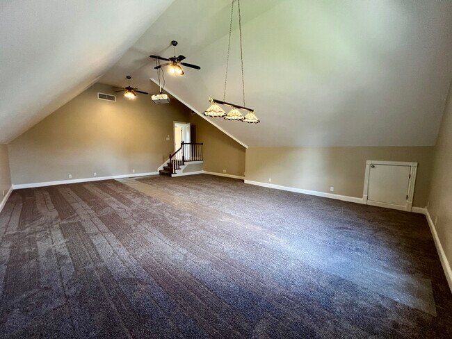 Building Photo - 2903 St Johns Dr