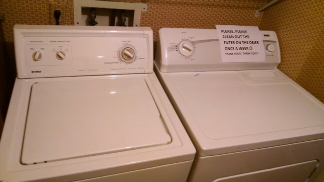 Building Photo - 4866 S Dudley St