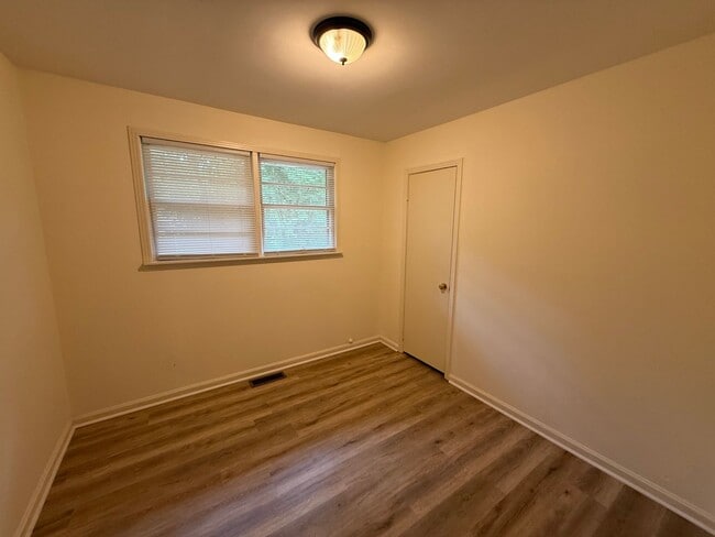 Building Photo - Adorable Home for Rent! Arab, AL!