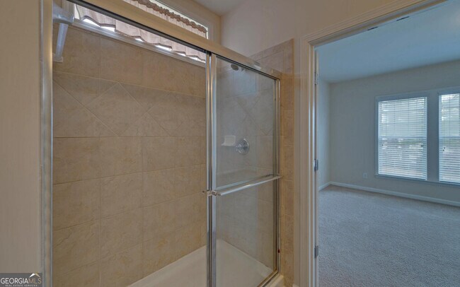 Building Photo - 6218 Azalea Way