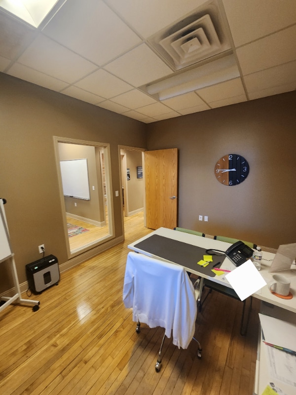 Building Photo - 9 Main St