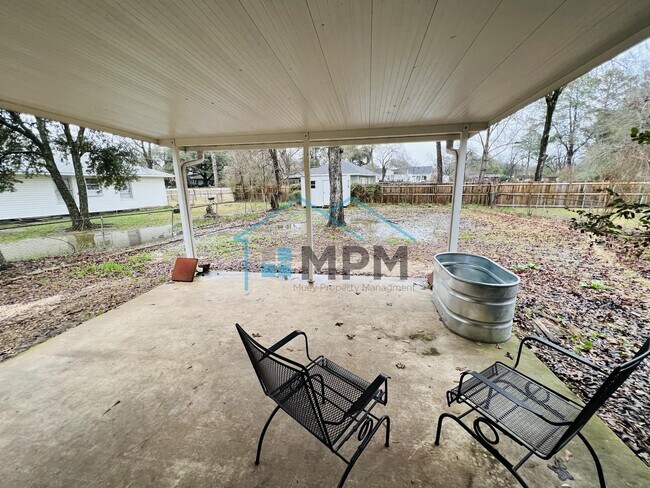 Building Photo - 1114 Otis St