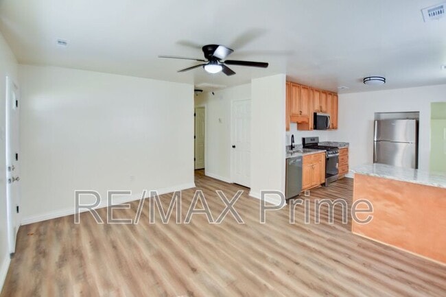 Building Photo - 1923 Bancroft Dr