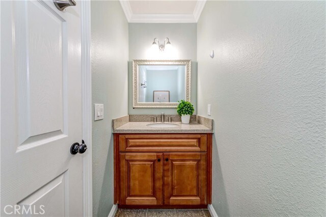 Building Photo - 5481 Villa Way