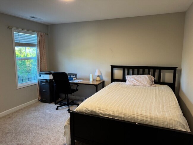 Building Photo - Beautiful 4 Bedroom Home In Oyster Landing- Fenced in Backyard and Community Pool- Available begi...