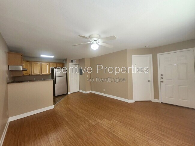 Building Photo - 4724 Walden Cir