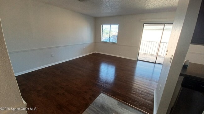 Building Photo - 214 San Juan Cir