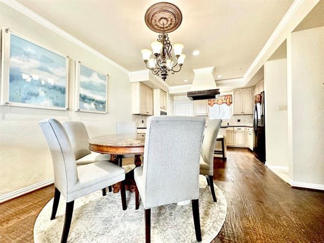 Building Photo - 402 Oakbrook Dr