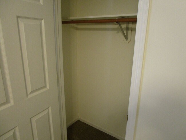 Building Photo - 2412-2414 Calder Ct.