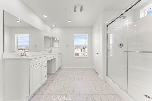 Building Photo - 4302 S Malibu Ave