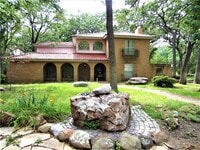 Building Photo - 1815 Greenwood Dr