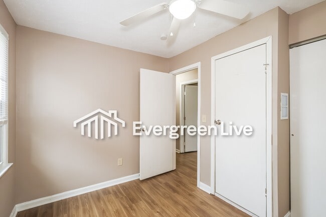 Building Photo - 2974 Jennifer Ct