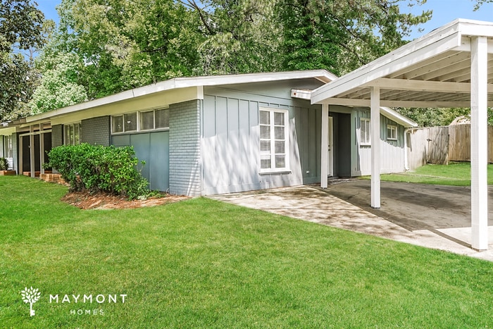 Building Photo - 1342 Springdale Dr