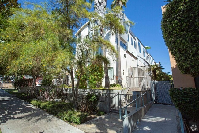 Building Photo - 1437 16th St