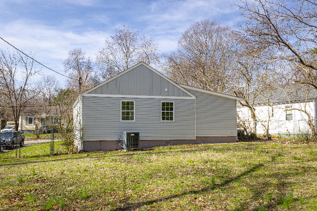 Building Photo - 204 N Bellemeade Ave