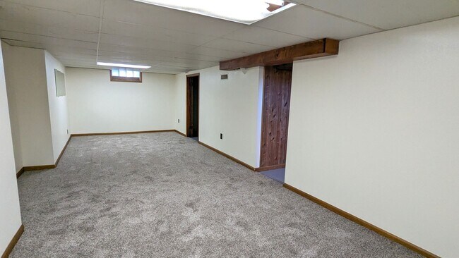 Building Photo - 1383 Montague Ave