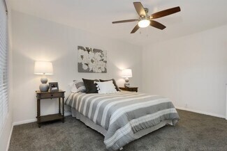 Building Photo - 10559 Westonhill Dr