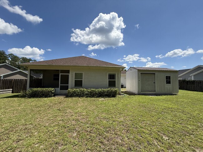 Building Photo - 92 Arbor View Dr