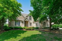 Building Photo - 552 Waters Edge Dr