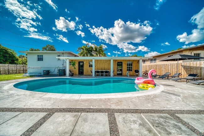 Building Photo - 1275 NE 204th Terrace