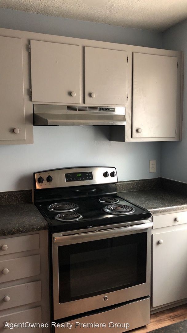 Building Photo - 2 br, 2 bath House - 168 Dorchester Manor ...