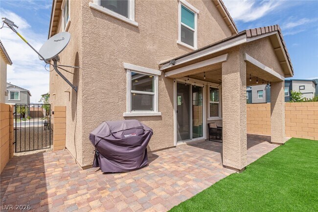 Building Photo - 10212 Starlit Cyn Ct