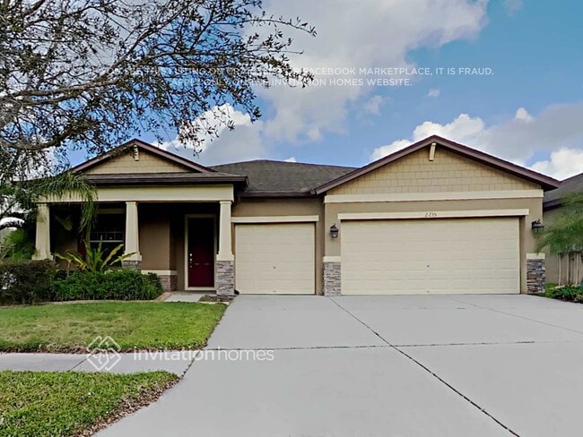 Building Photo - 2235 Landside Dr