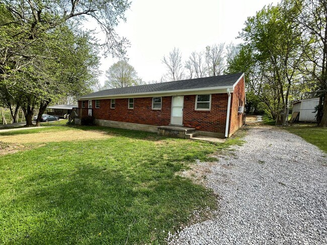 Building Photo - 261-263 Stuart Avenue Duplex