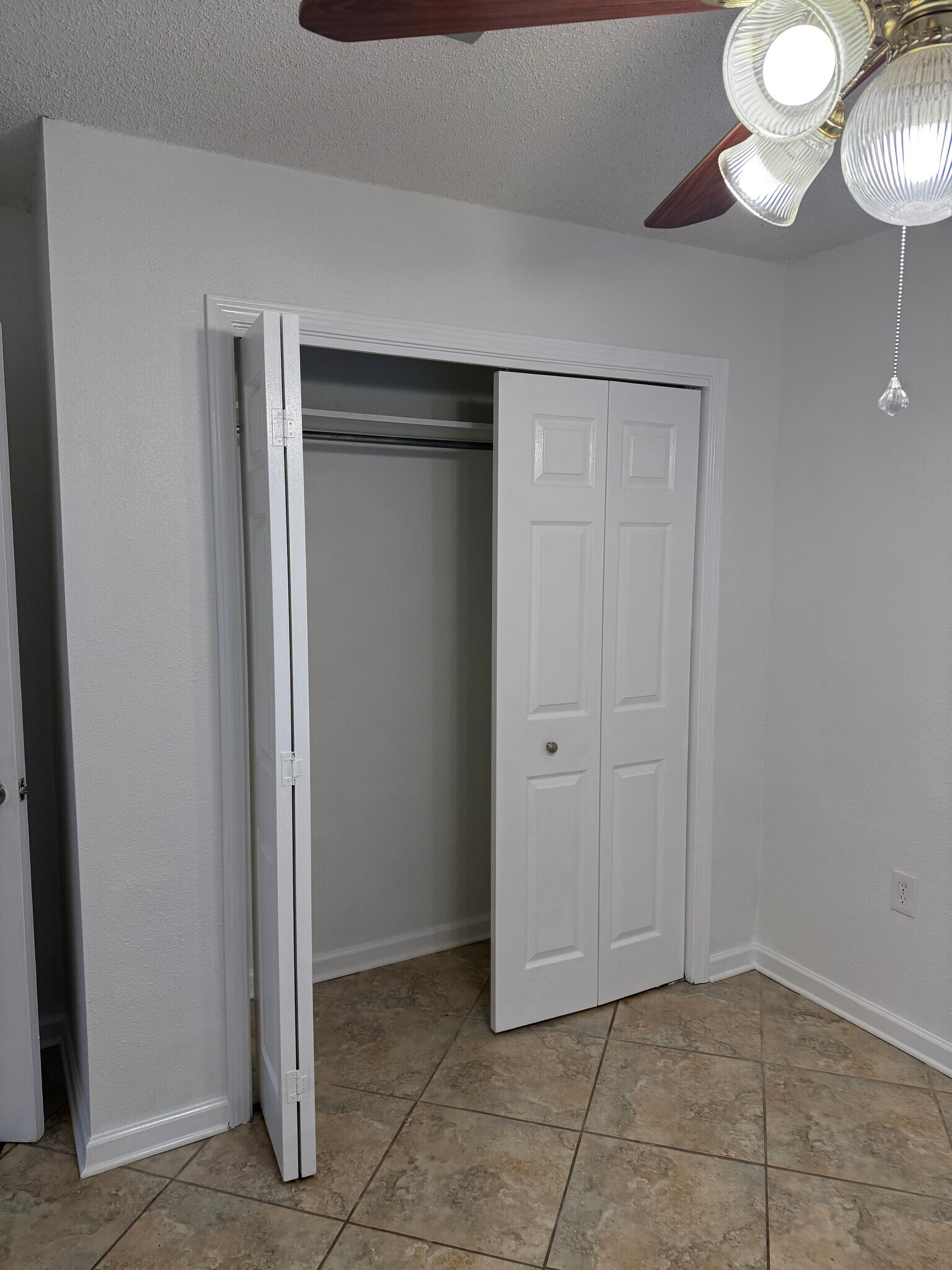 Building Photo - 1240 Avenue A