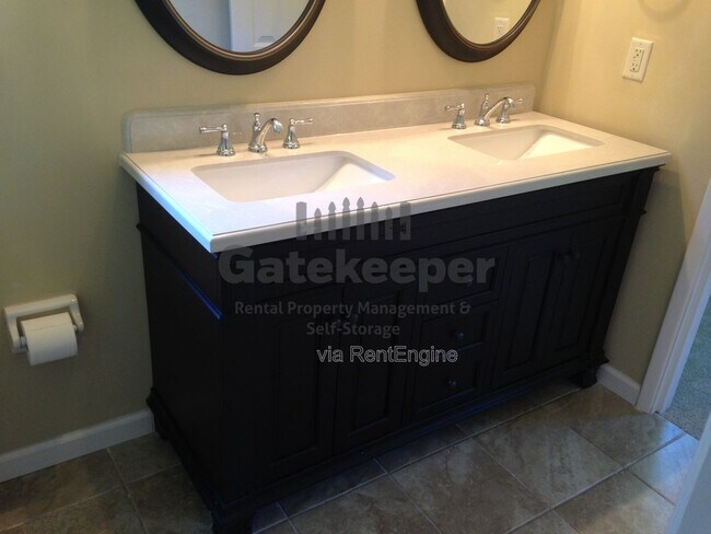 Building Photo - 695 Georgia Ave