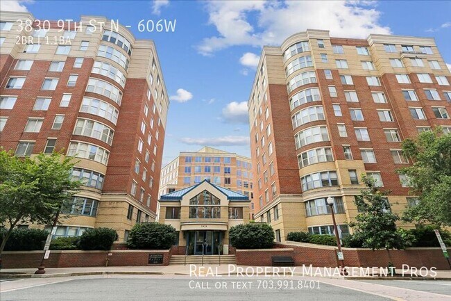 Building Photo - 3830 9th St N