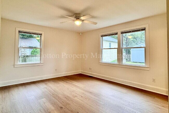 Building Photo - 4211 Wrightsville Ave