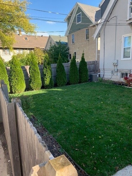 Building Photo - 4475 N Cramer St