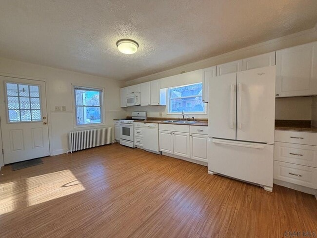 Building Photo - 454 Harshberger Rd