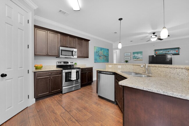 Building Photo - 902 Bay Breeze Cove