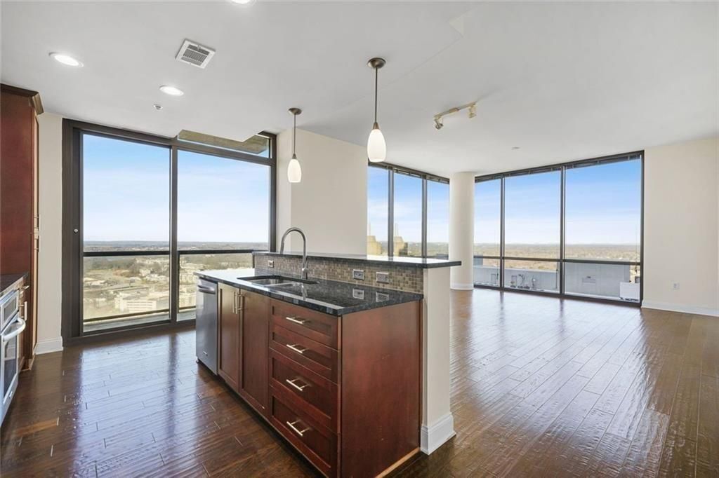 Building Photo - 270 17th St NW