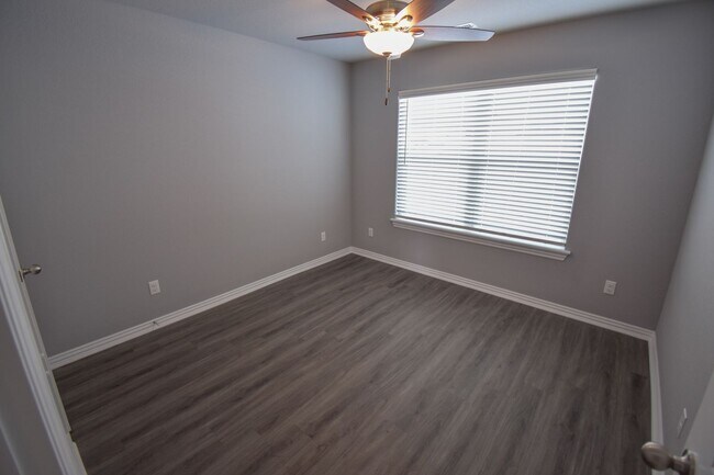 Building Photo - 3 Bedroom 2 Bath Home in Prairie Grove