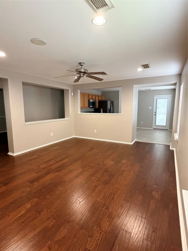 Building Photo - 3026 Tall Tree Ridge Way