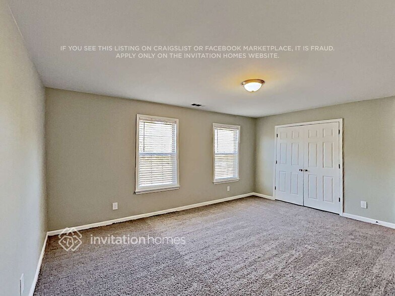 Building Photo - 2667 Summerbrooke Dr