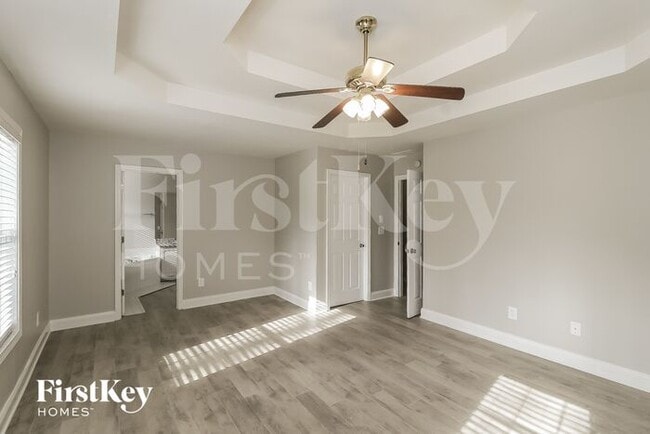Building Photo - 3941 McGuire Way