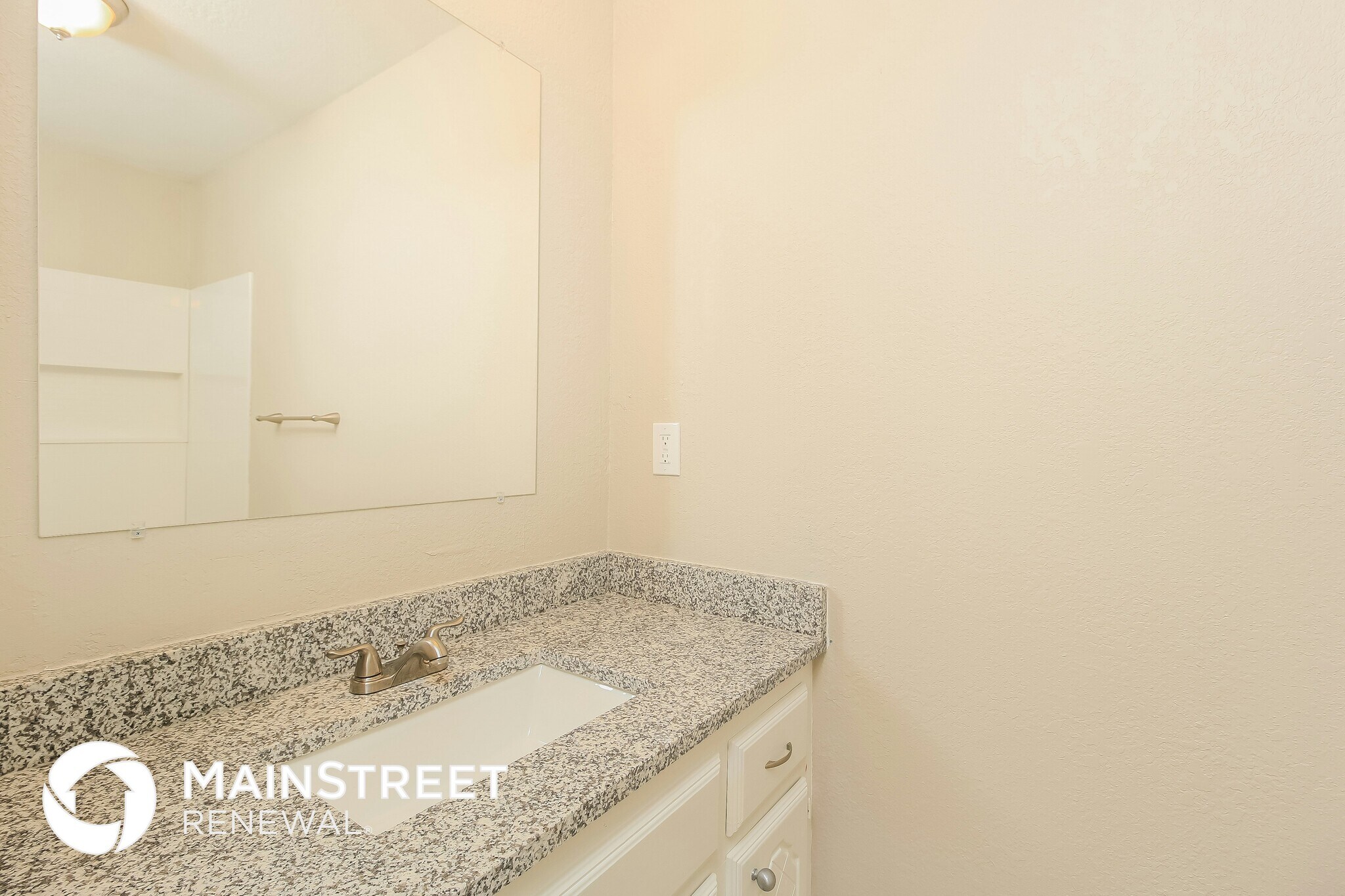 Building Photo - 1604 Pennington Cir