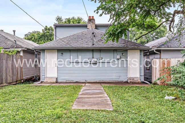 Building Photo - Your Perfect Indy Home is Waiting at 970 E...