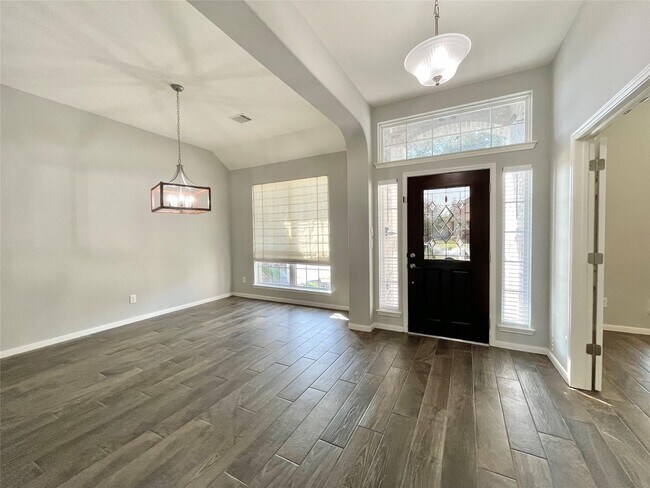 Building Photo - 26127 Ashland Hollow Ln