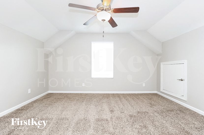 Building Photo - 4722 Beryl Dr