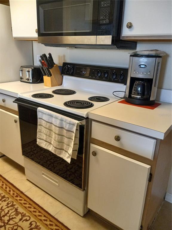 Building Photo - 2027 Royal Bay Blvd