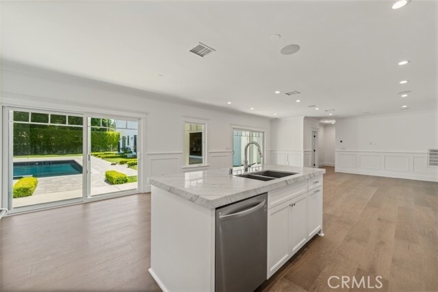 Building Photo - 20701 Dumont St