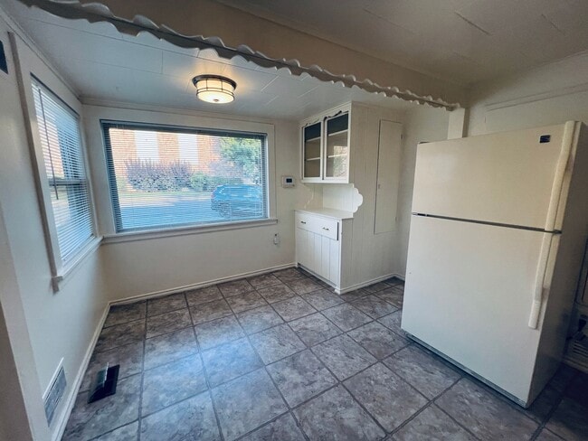 Building Photo - 3 bedroom, 1 bath home Sedro-Woolley