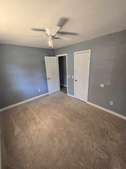 Building Photo - 666 FM356